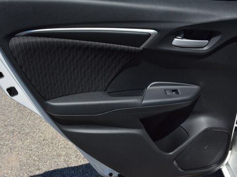 Used 2018 Honda Fit EX image 15