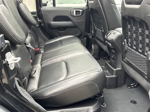 Used 2022 Jeep Wrangler Unlimited Rubicon 4xe w/ Cold Weather Group image 15