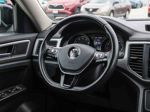Used 2019 Volkswagen Atlas SE w/ Panoramic Sunroof Package AWD/4WD image 16