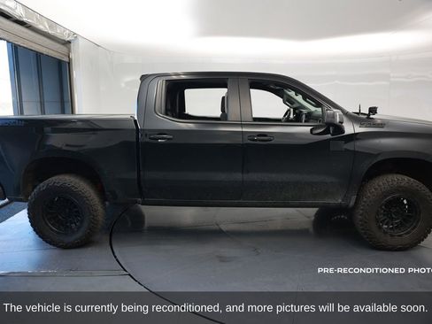 Used 2022 Chevrolet Silverado 1500 LT Trail Boss w/ Safety Package image 8