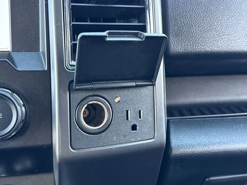 Used 2020 Ford F150 XLT w/ Equipment Group 302A Luxury image 11