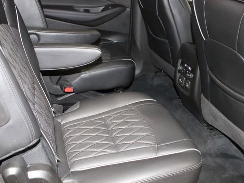 Used 2022 Buick Enclave Avenir w/ Avenir Technology Package image 24