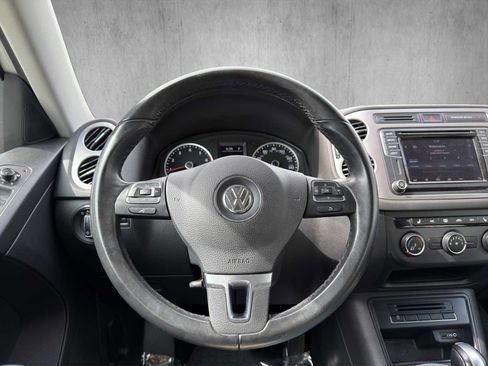 Used 2017 Volkswagen Tiguan S AWD/4WD image 12