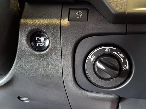 New 2026 Nissan Frontier PRO-4X w/ Pro-4x Convenience Package AWD/4WD image 18