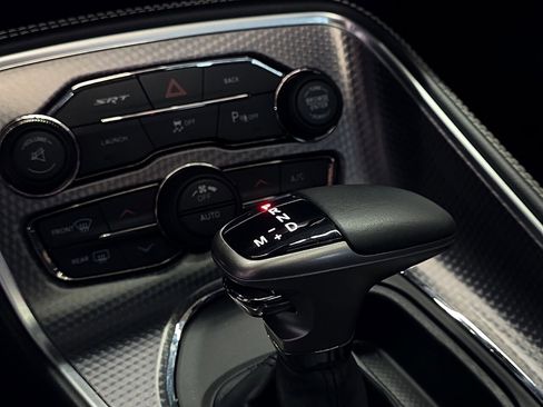 Used 2016 Dodge Challenger SRT Hellcat image 26