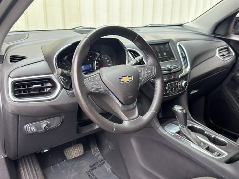 Used 2019 Chevrolet Equinox LT FWD image 12