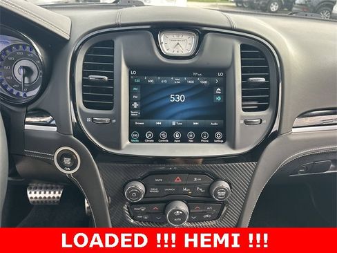 Used 2023 Chrysler 300 C image 24