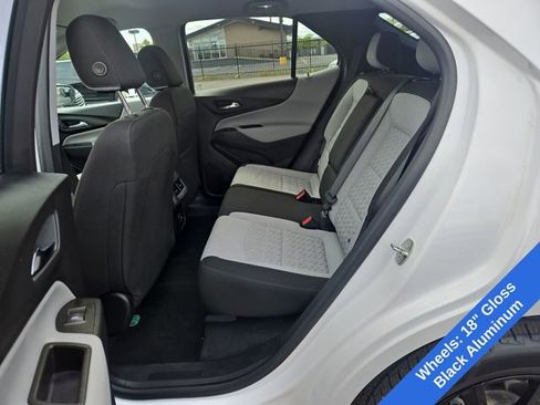 Used 2024 Chevrolet Equinox LS w/ LS Convenience Package FWD image 25