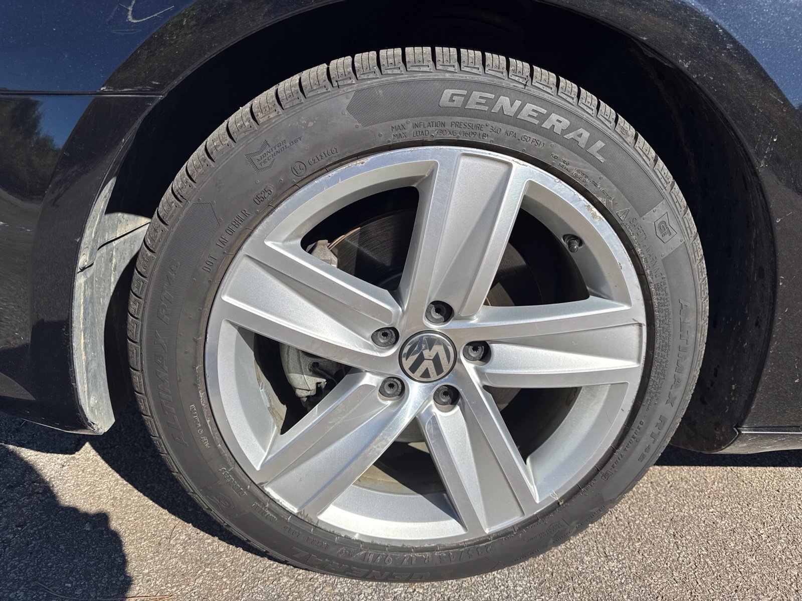 Used 2015 Volkswagen CC Sport FWD image 8