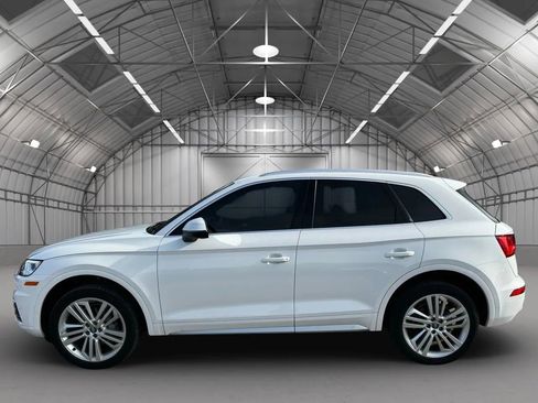 Used 2018 Audi Q5 2.0T Premium Plus w/ Premium Plus Package image 4