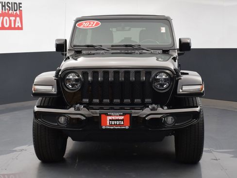 Used 2021 Jeep Wrangler Unlimited Sahara image 7