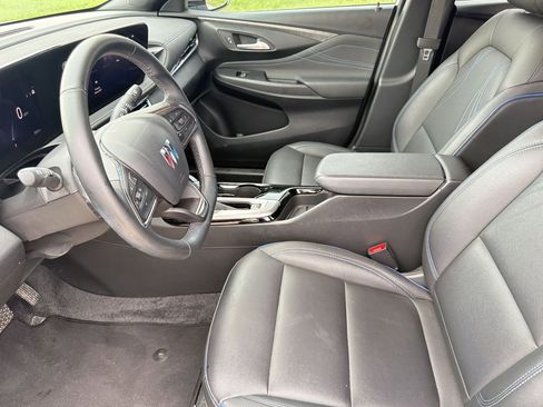 Used 2025 Buick Envista Sport Touring FWD image 20