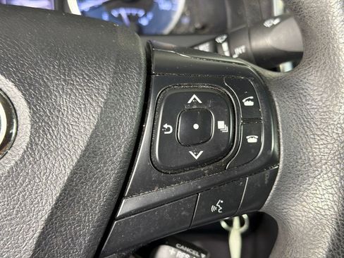 Used 2015 Toyota Camry LE FWD image 25