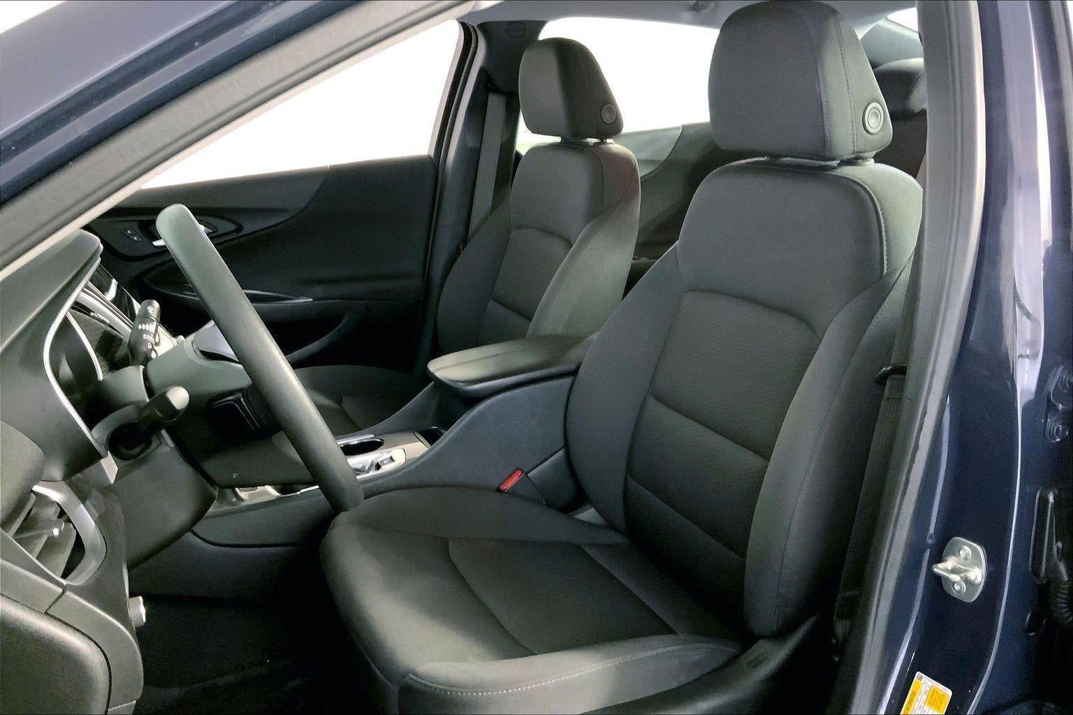 Used 2025 Chevrolet Malibu LT FWD image 22