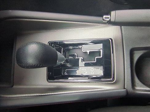 Used 2024 Mitsubishi Outlander Sport SE image 12