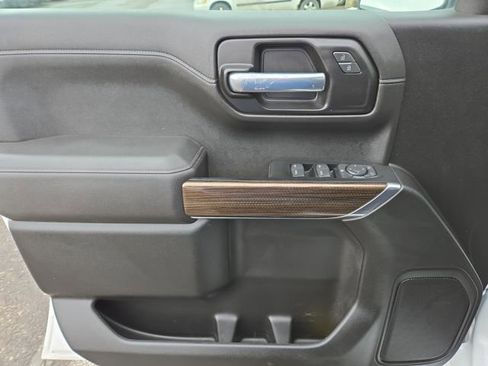 Used 2021 Chevrolet Silverado 1500 RST image 14