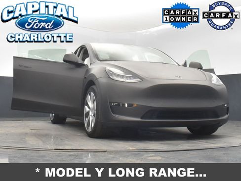 Used 2022 Tesla Model Y Long Range image 34