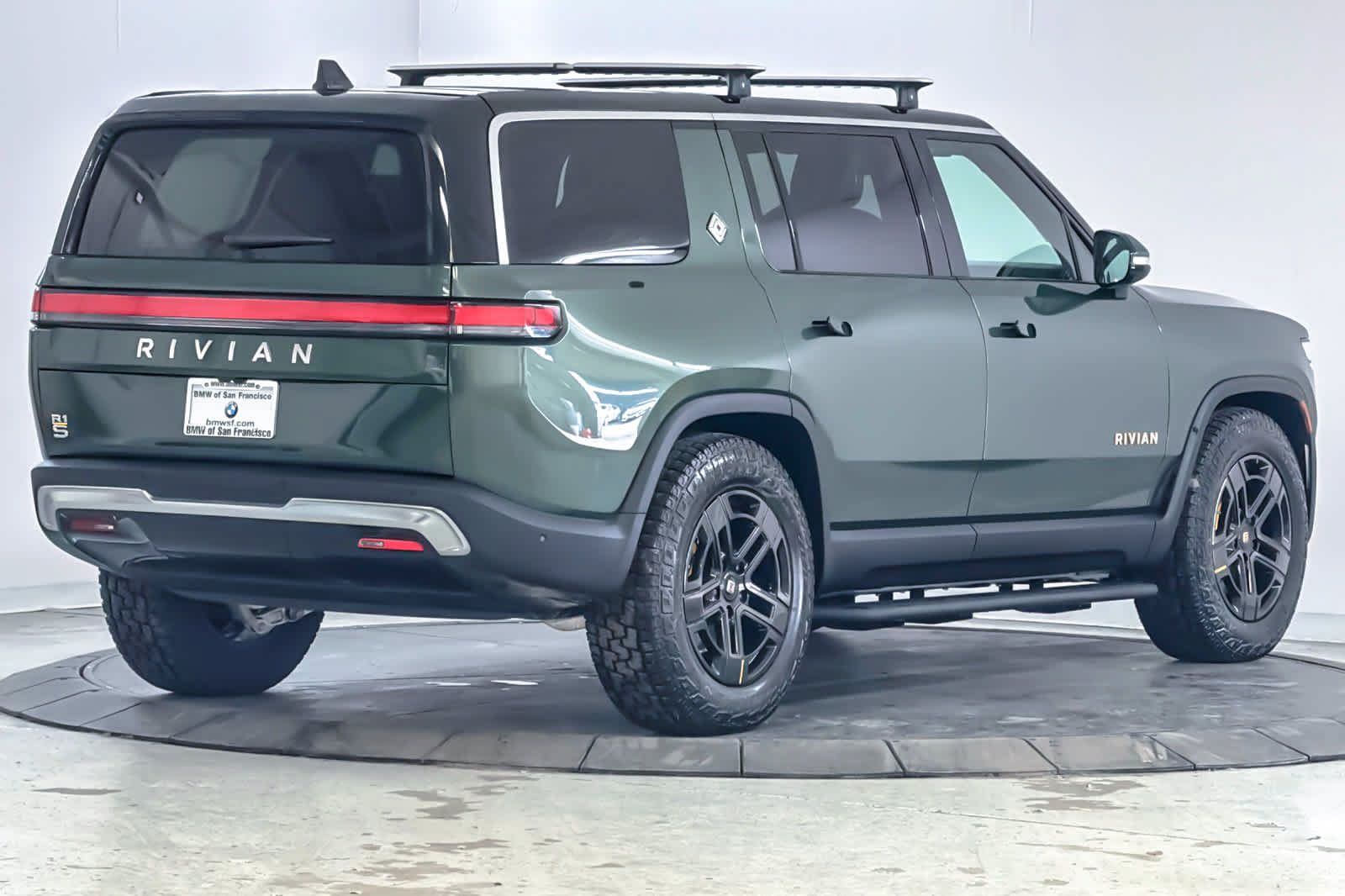 Used 2023 Rivian R1S Adventure Quad AWD/4WD image 2