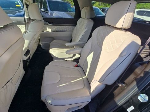 Used 2020 Hyundai Palisade Limited FWD image 12