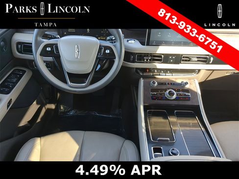 Certified 2023 Lincoln Aviator Reserve w/ Equipment Group 201A image 12