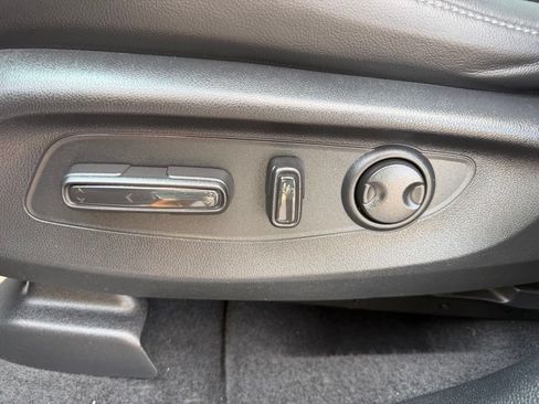 Used 2024 Honda CR-V EX-L image 18