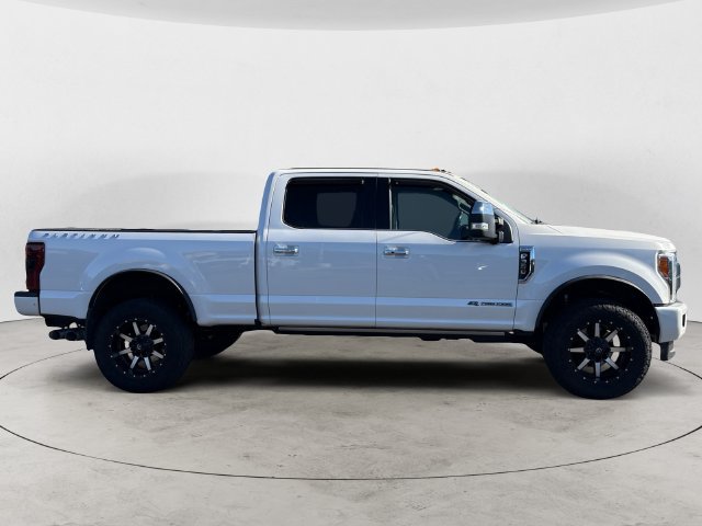 Used 2017 Ford F350 Platinum w/ Platinum Ultimate Package AWD/4WD image 4