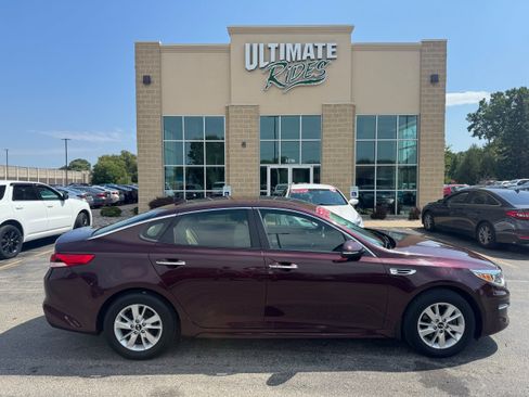 Used 2016 Kia Optima LX FWD image 1