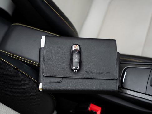 Used 2019 Porsche 911 Targa 4S image 81