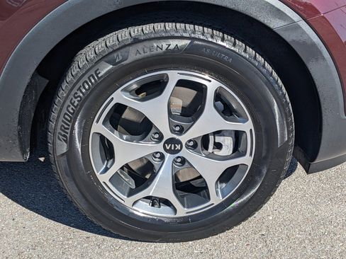 Certified 2020 Kia Telluride EX image 9