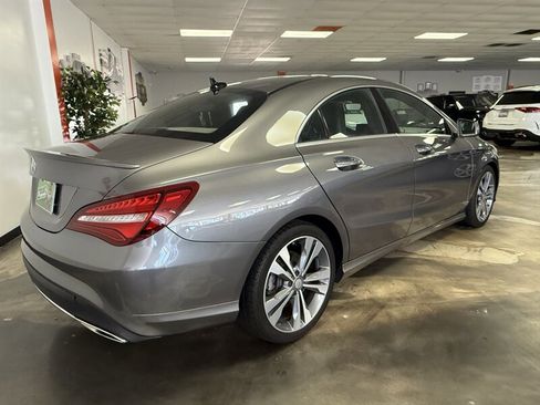 Used 2018 Mercedes-Benz CLA 250 image 4