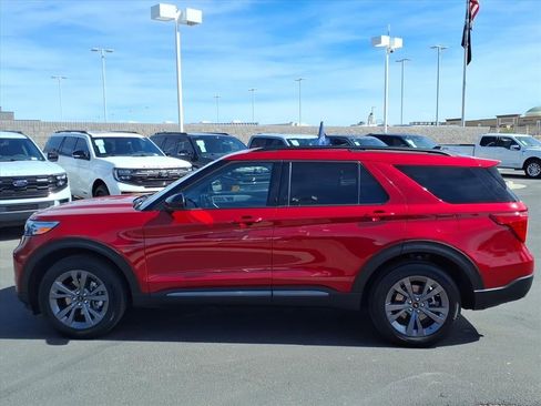 Certified 2023 Ford Explorer XLT w/ Equipment Group 202A image 7