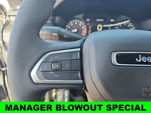 New 2026 Jeep Compass Latitude AWD/4WD image 16