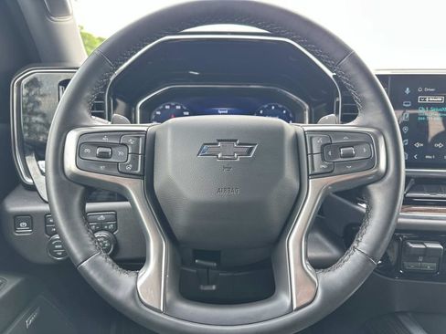 Used 2024 Chevrolet Silverado 1500 LT Trail Boss w/ Convenience Package II AWD/4WD image 20