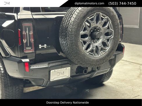 Used 2024 GMC Hummer EV 3X image 15