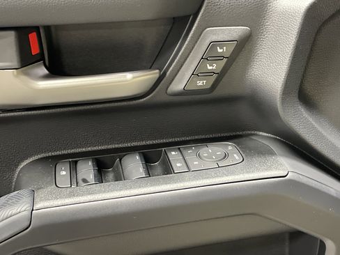 Used 2025 Toyota 4Runner Limited image 15