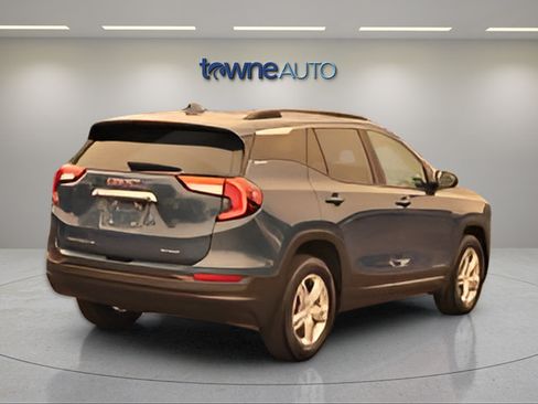 Used 2024 GMC Terrain SLE w/ Driver Convenience Package AWD/4WD image 5