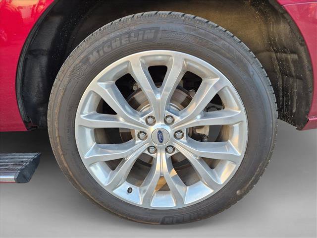 Used 2018 Ford Expedition Platinum AWD/4WD image 13