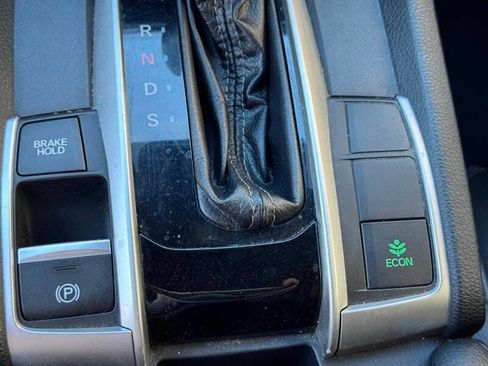 Used 2020 Honda Civic Sport image 13