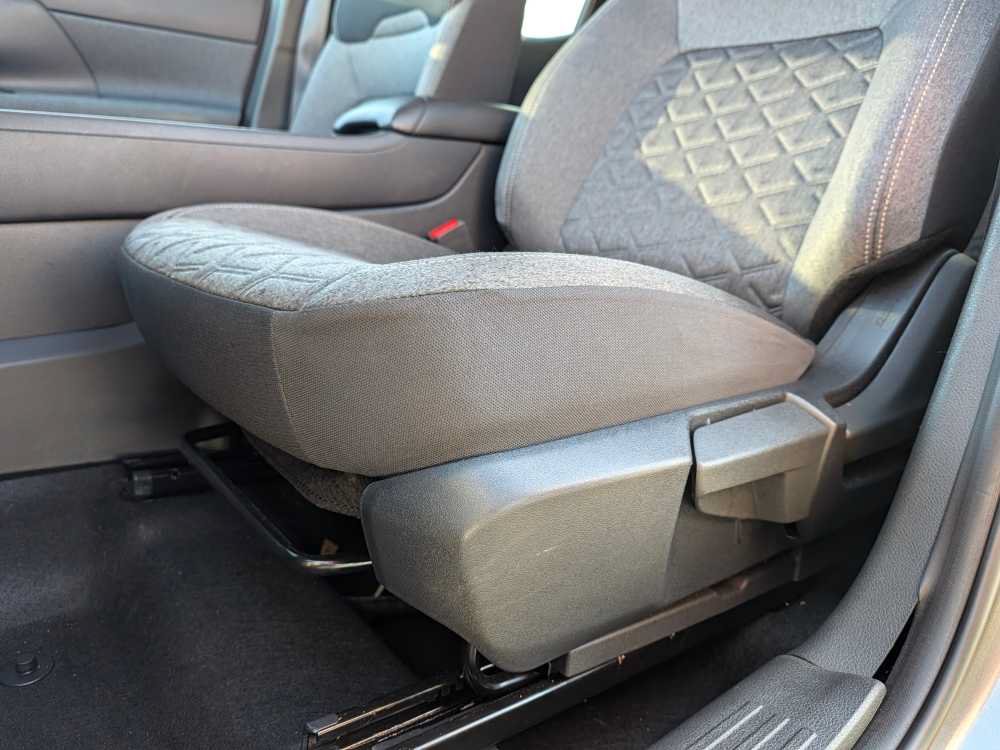 Used 2026 Nissan Kicks SV w/ SV Premium Package AWD/4WD image 12