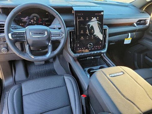 New 2026 GMC Yukon XL Denali w/ Sun & Power Step Package image 17