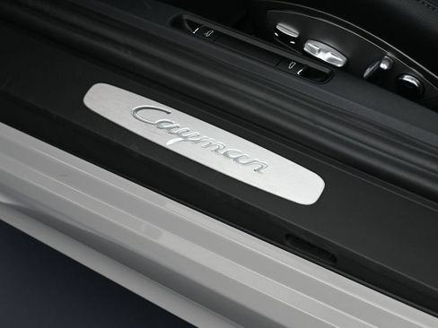 Certified 2024 Porsche 718 Cayman RWD image 16