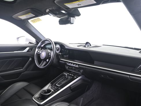 Certified 2021 Porsche 911 Turbo S AWD/4WD image 18