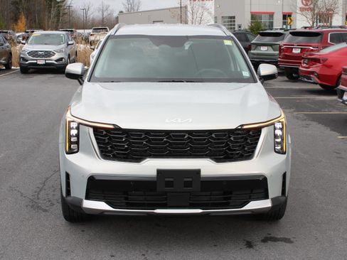New 2026 Kia Sorento S AWD/4WD image 2