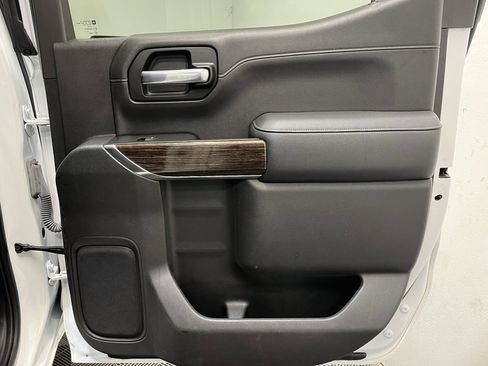 Used 2021 GMC Sierra 1500 Elevation image 18
