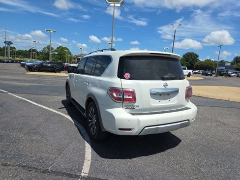 Used 2018 Nissan Armada SL w/ Premium Package RWD image 5