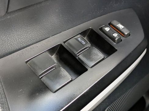 Used 2018 Toyota Tundra SR5 image 20