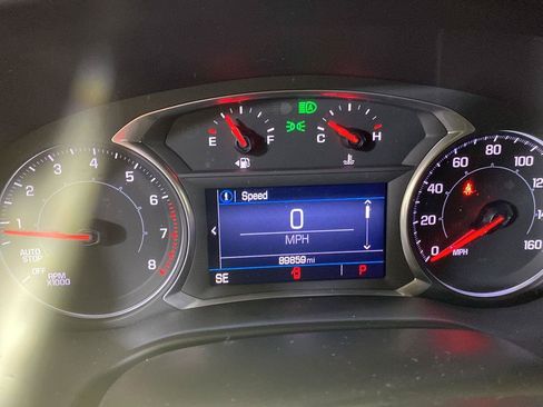 Used 2022 GMC Acadia SLE w/ Driver Convenience Package AWD/4WD image 2