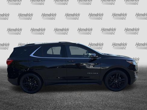 Used 2020 Chevrolet Equinox LT w/ Midnight Edition FWD image 11