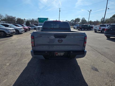 Used 2023 Nissan Frontier Pro-X w/ Pro Convenience Package image 3