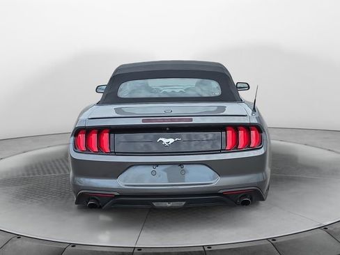 Used 2021 Ford Mustang Premium image 4